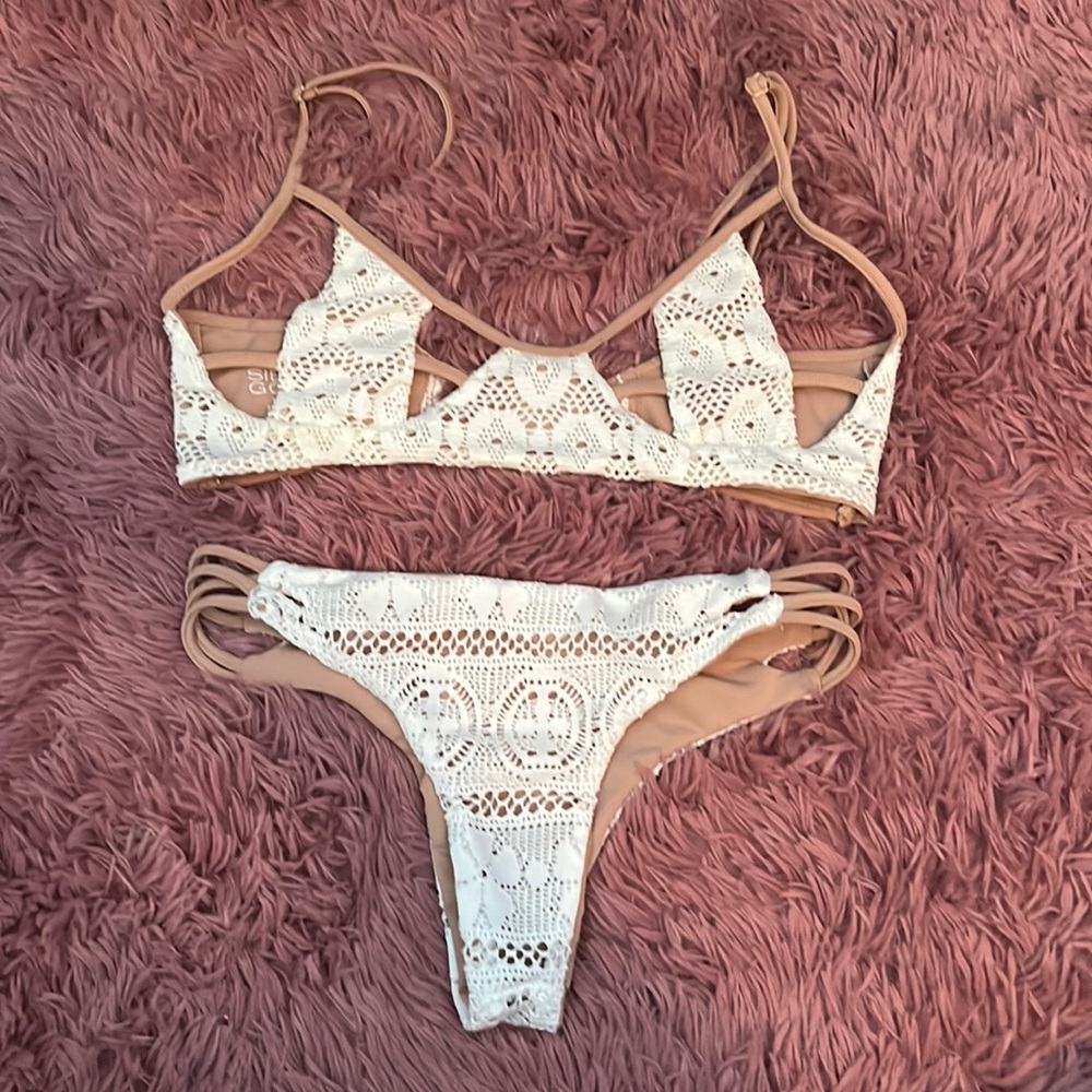 Suuuuper cute bikini